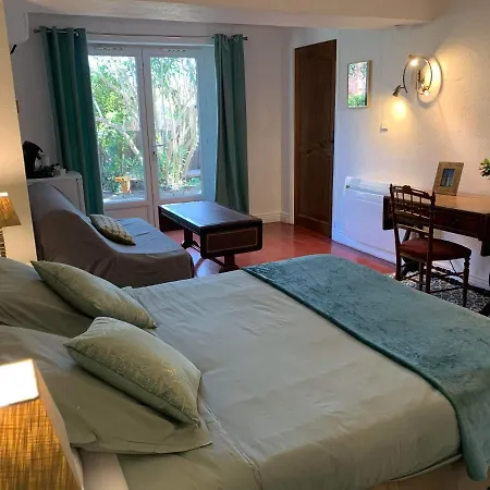 Bed & Breakfast Bleue - Les Pins Port Vendres