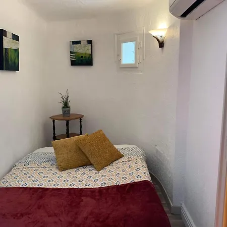 Bleue - Les Pins B&B 포르방드르