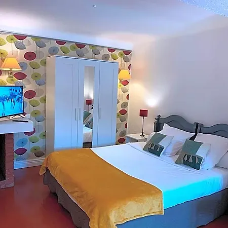 Bleue - Les Pins 3* Port Vendres
